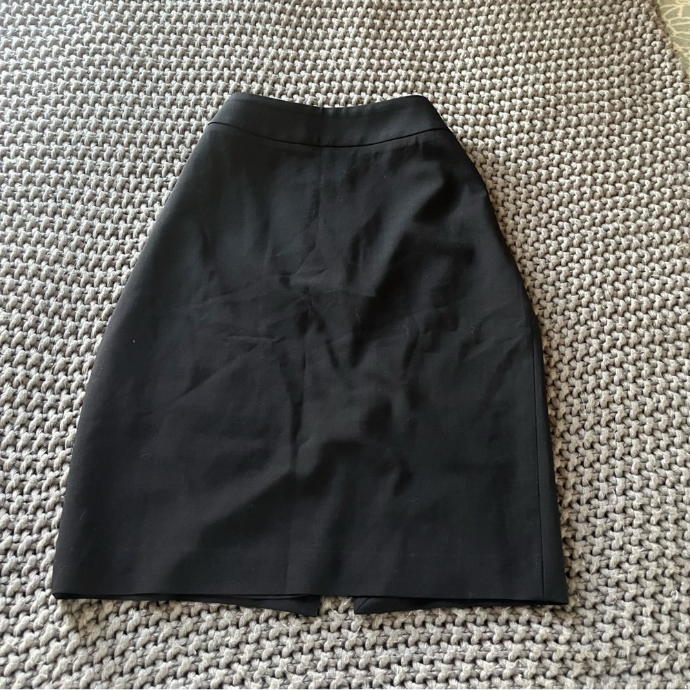 Elegant Black Women's Skirt